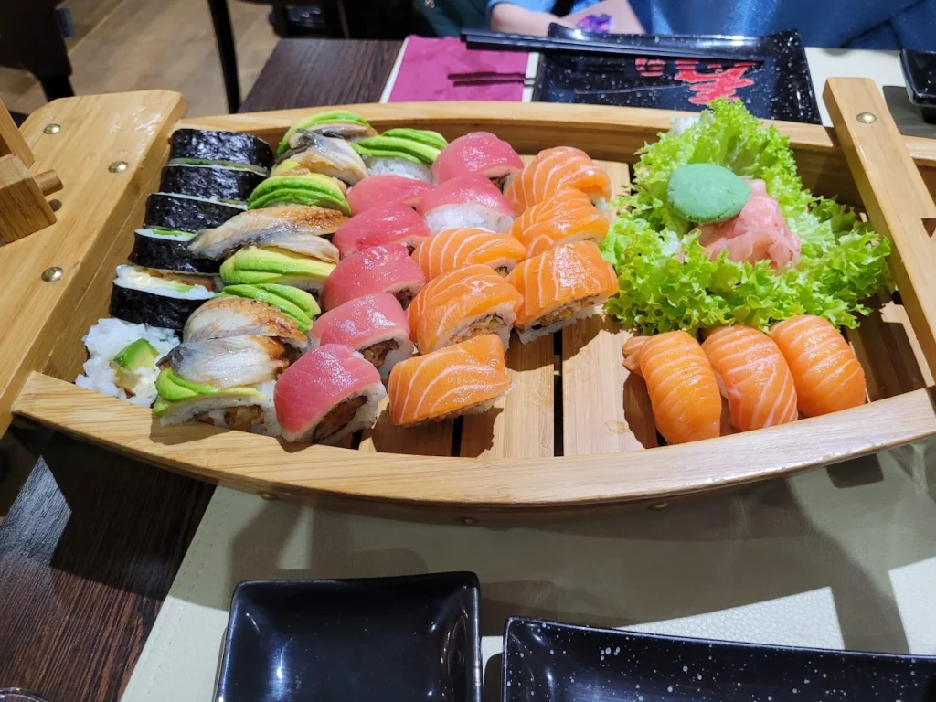 sushi-japans-authentiek-sushi-lunch-sushi-chef-misosoep-ninove-sushi-specialiteiten-sushi